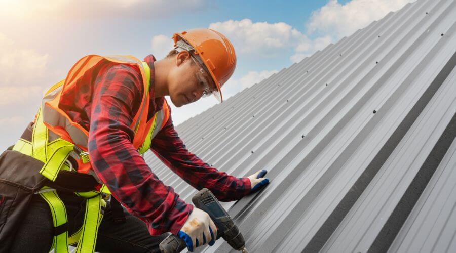 Professional Emergency Roof Repairs services in Cranfills Gap, TX